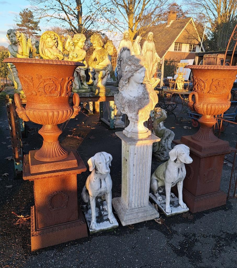 Gietijzeren bloembak tuinvaas pot of plantenschaal op zuil, Tuin en Terras, Bloembakken en Plantenbakken, Ophalen, Rond, Hout