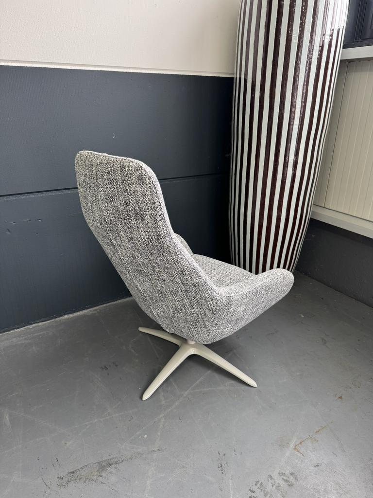 Showroommodel Pode Spot Two | De Ploeg Migo, Ophalen, Design, pode, leolux, gelderland, eyye, design on stock, Nieuw, 75 tot 100 cm