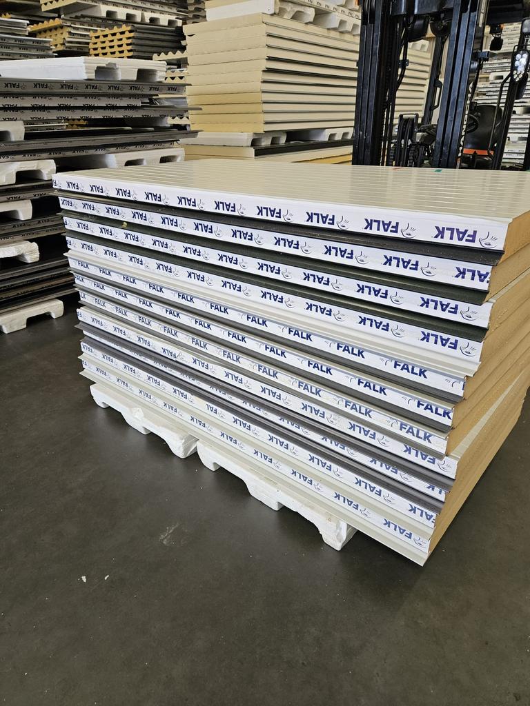 Sandwich wand en dak en damwand panelen, Ophalen, Zo goed als nieuw, Overige materialen