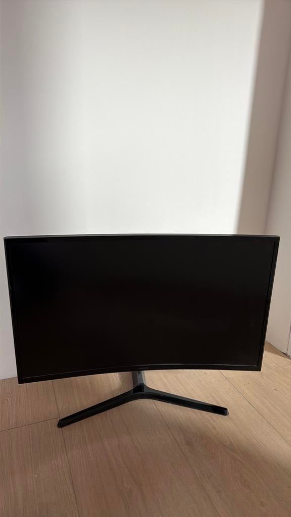 Samsung Curved Monitor 27 inch, 3 tot 5 ms, Curved, HDMI, VA