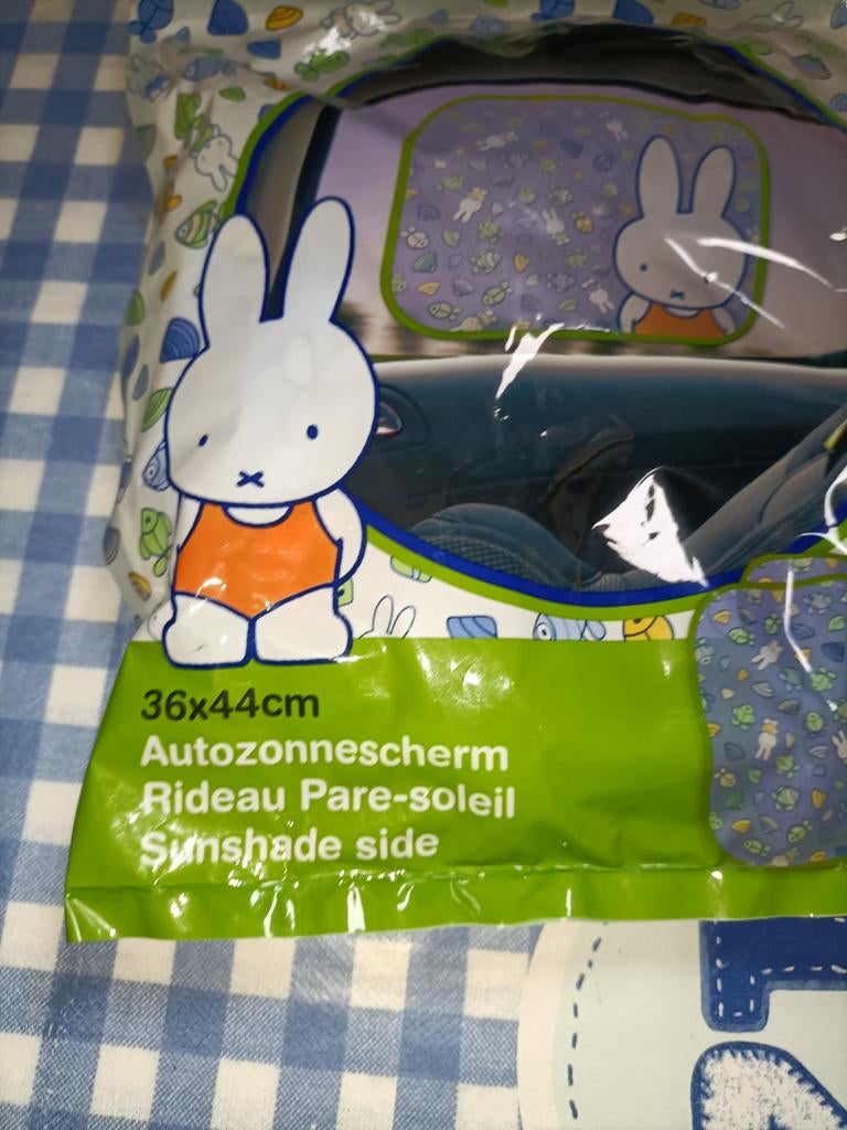 Nijntje auto zonnescherm NIEUW om auto koel te houden, Ophalen of Verzenden
