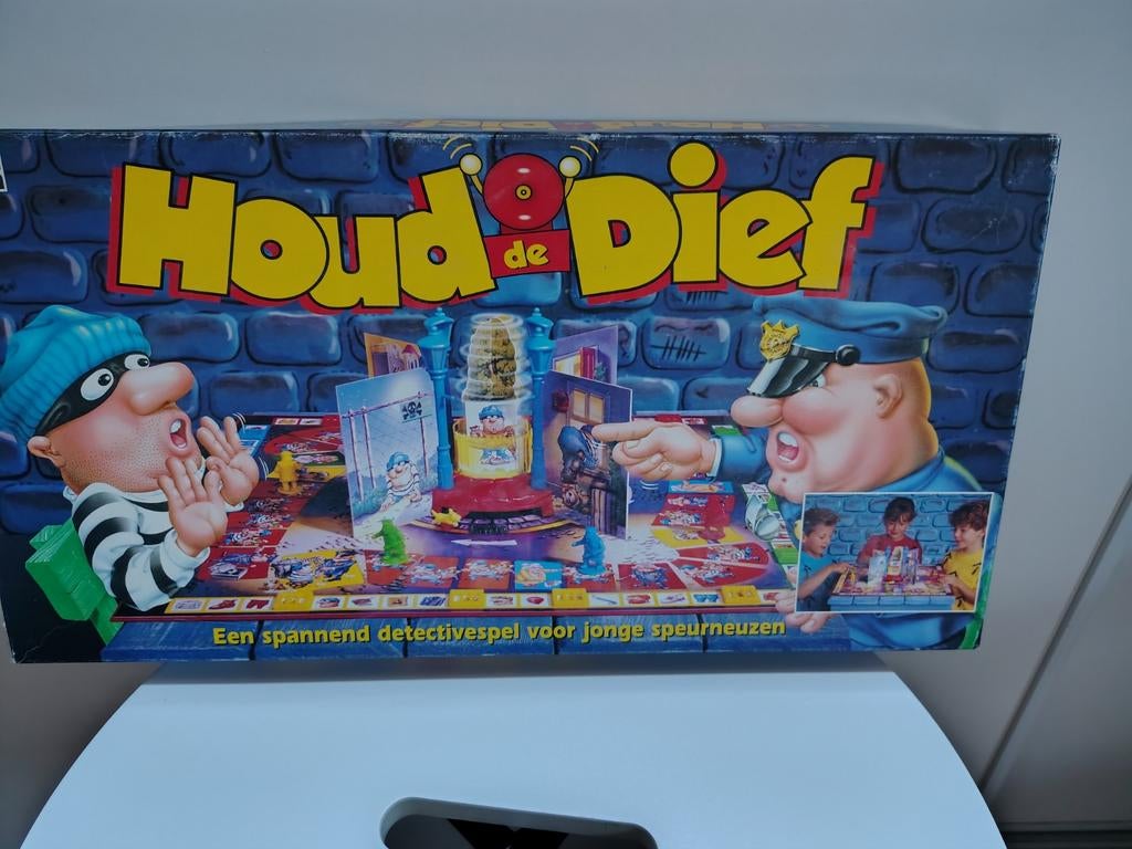 Bordspel: houd de dief., Ophalen