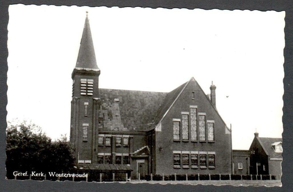 Oude Ansicht - Wouterswoude - Geref. Kerk - Frl., Ophalen of Verzenden, 1940 tot 1960, Ongelopen, Friesland