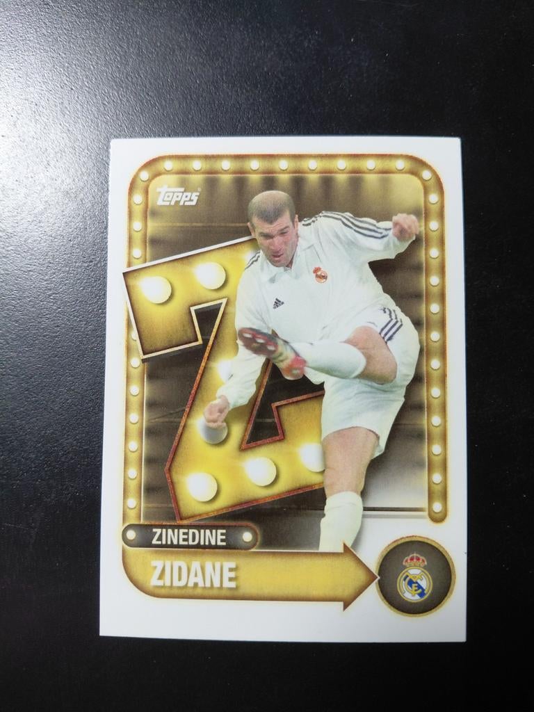 Zinedine zidane (real madrid) topps, Verzamelen, Sportartikelen en Voetbal, Ophalen of Verzenden, Nieuw, Buitenlandse clubs, Spelerskaart