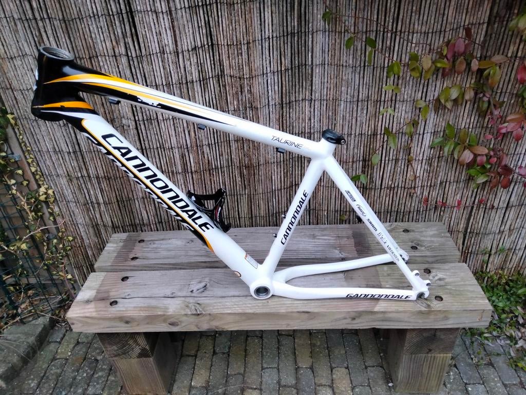 2x Cannondale taurine sl carbon frame carbon 26inch, Fietsen en Brommers, Ophalen of Verzenden, Frame