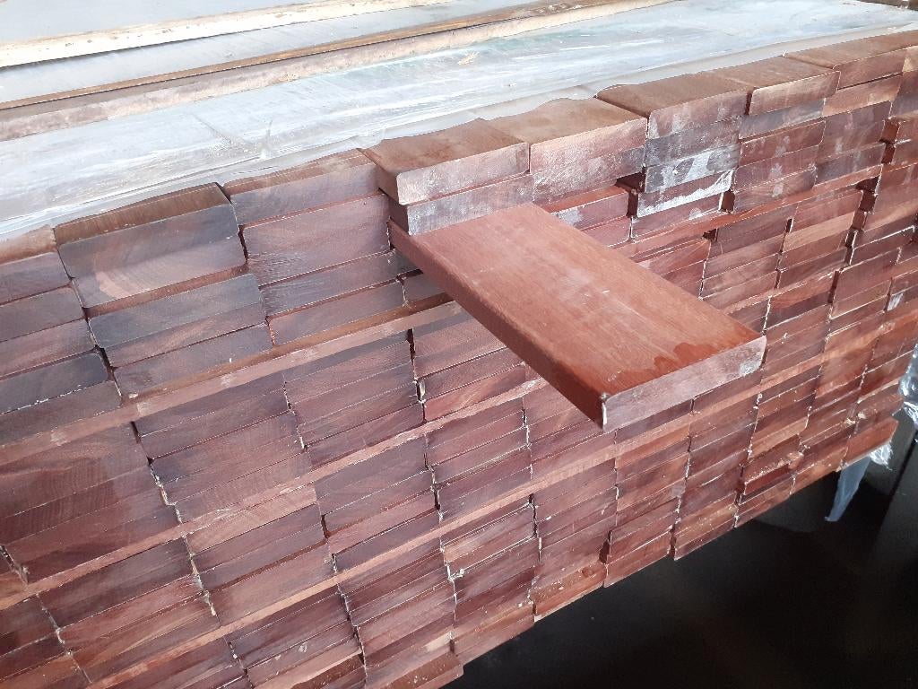 4 partijen van 39.20m2 Massaranduba vlonderplanken 19x90mm, Planken, Nieuw, Ophalen of Verzenden, Hardhout
