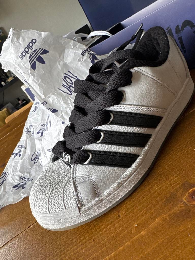 Adidas Superstar Korn - Limited Edition maat 41, Kleding | Heren, Schoenen, Wit, Ophalen of Verzenden, Sneakers of Gympen, Zo goed als nieuw