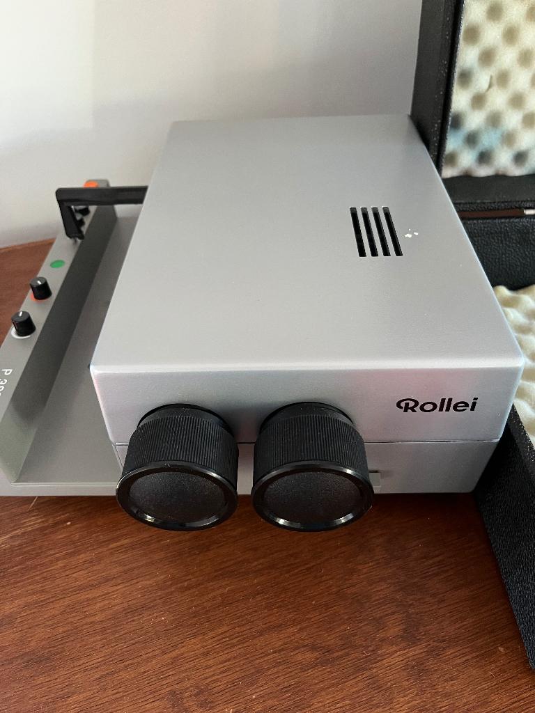 Rollei diaprojector dubbellens, Ophalen, Gebruikt