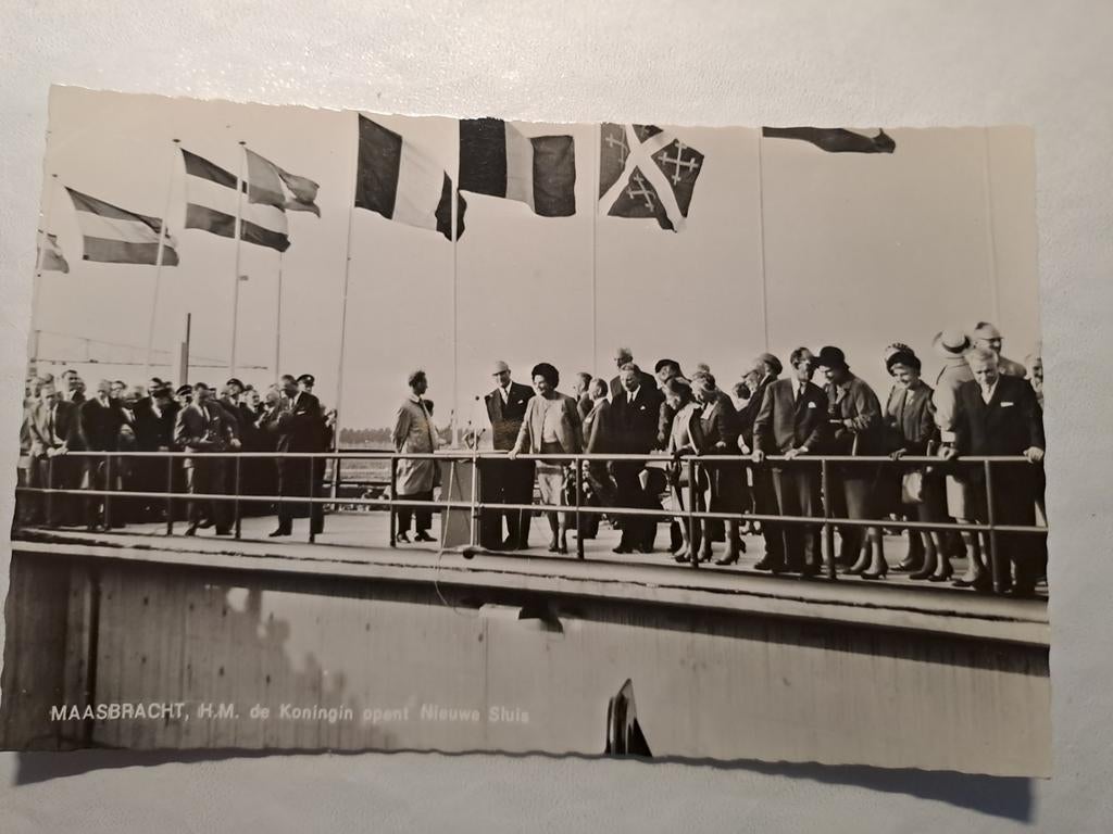 Maasbracht, opening sluis, Ophalen of Verzenden