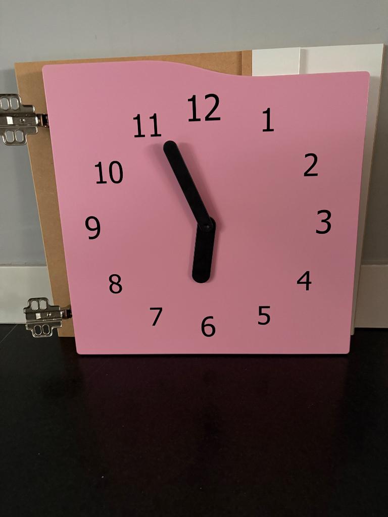 roze klok deur Kallax (IKEA), Ophalen, Minder dan 50 cm, Zo goed als nieuw, Kallax