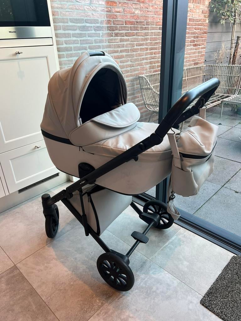 Kinderwagen Anex type E grijs, Zo goed als nieuw, Met reiswieg, Ophalen, Kinderwagen