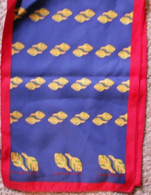 NS sjaal conducteurs uniform en service uniform herfst lang, Ophalen of Verzenden, Nieuw, Trein, Boek of Tijdschrift