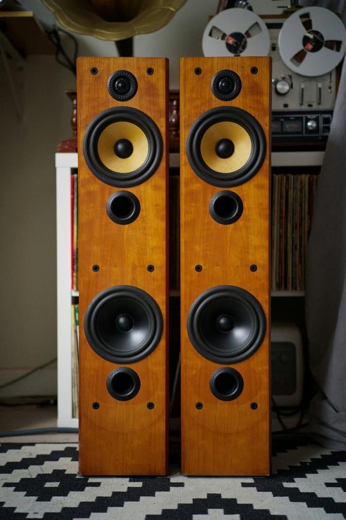 Bowers & Wilkins P5 Preference, Ophalen, Gebruikt, Bowers & Wilkins (B&W), 120 watt of meer
