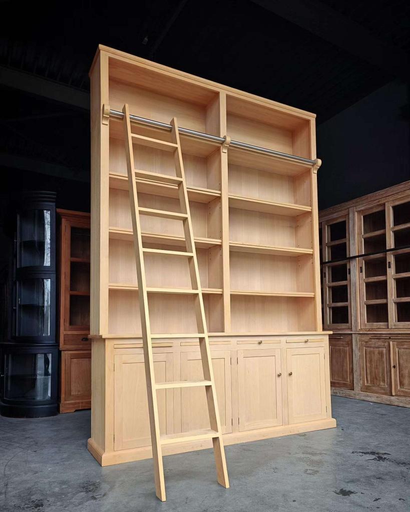 Unieke hoge Boekenkast | Bibliotheekkast met ladder #2641, Huis en Inrichting, Kasten | Boekenkasten, Niet ingevuld, 200 cm of meer