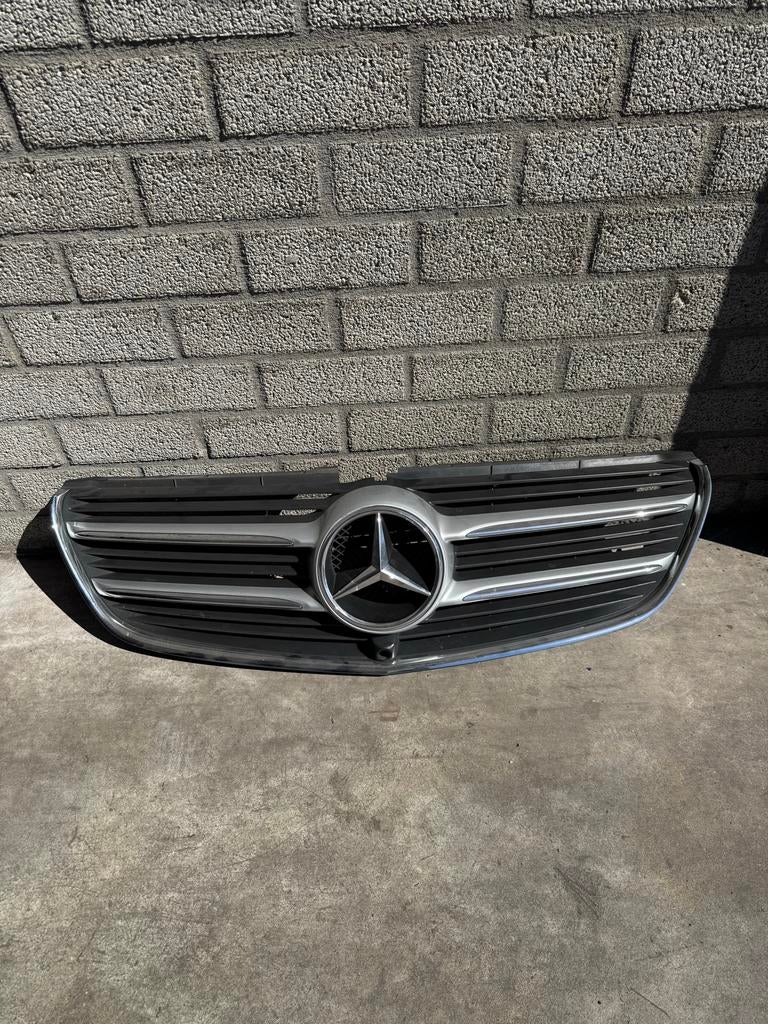 Mercedes-Benz grille A 4478800283, Auto-onderdelen, Ophalen, Gebruikt, Voor, Mercedes-Benz