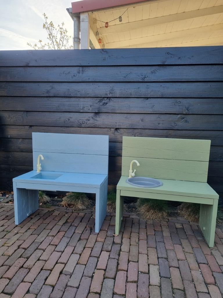 speelkeuken voor buiten, Ophalen