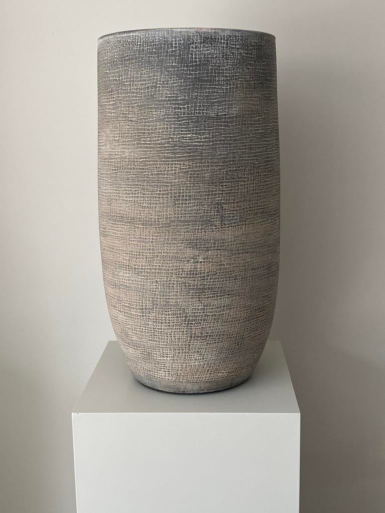 Grote vaas met structuur, Ophalen