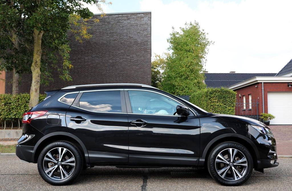Nissan Qashqai 1.2 N-Connecta | PANO | NAVI | CLIMA | CRUISE, Voorwielaandrijving, Parkeersensor, Gebruikt, Euro 6