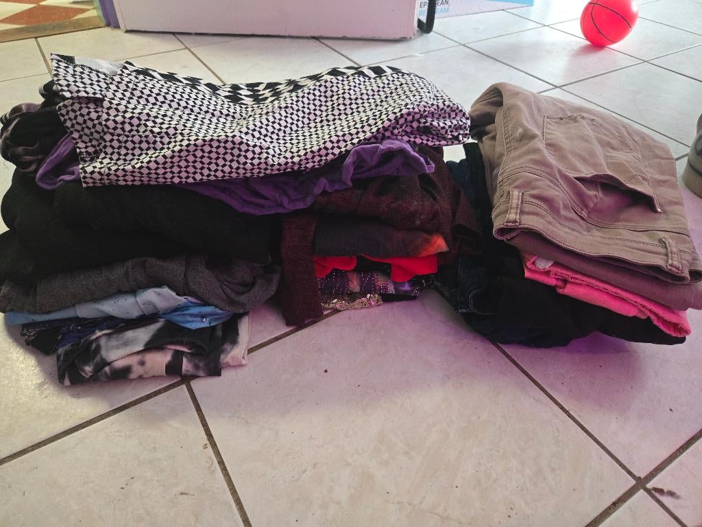 Dames kleding pakket, Kleding | Dames, Dames-kledingpakketten, Ophalen of Verzenden, Gedragen, Maat 46/48 (XL) of groter