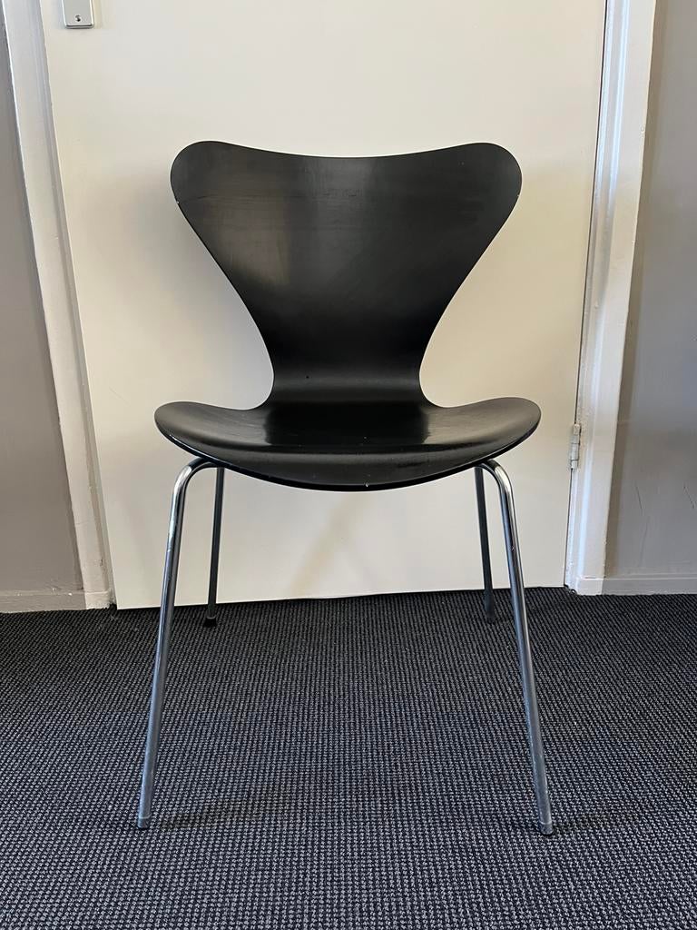 Vlinderstoel van Fritz Hansen, Huis en Inrichting, Stoelen, Ophalen of Verzenden, Gebruikt, Zwart, Eén