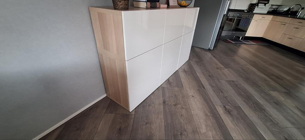 Ikea dressoir samengesteld, Ophalen