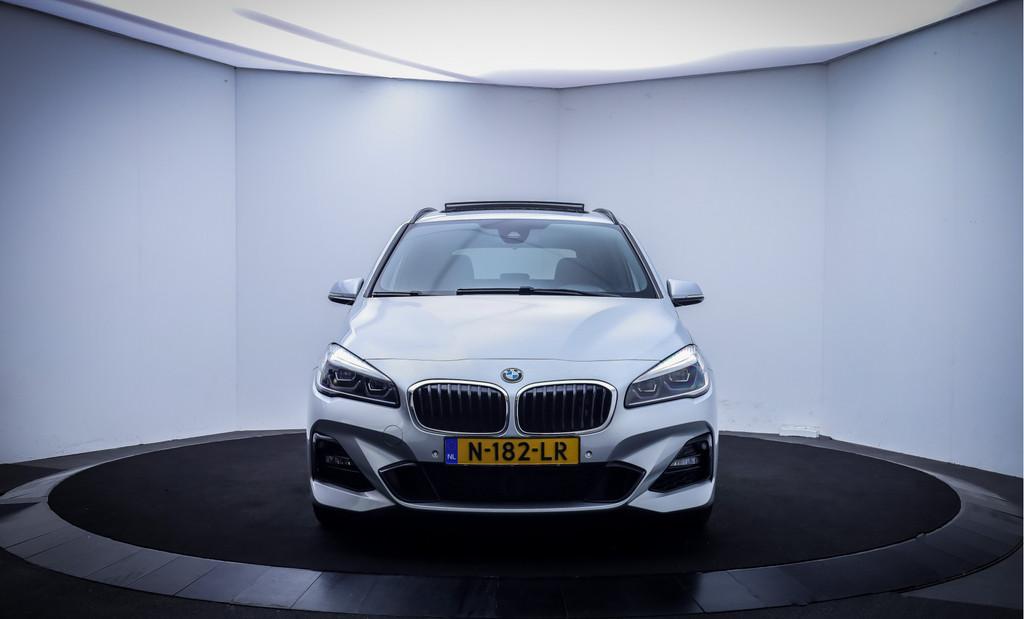 BMW 2 Serie Gran Tourer 220i 7p. M-SPORT PANO | ALCANTARA |, Auto's, BMW, 1998 cc, Gebruikt, 2-Serie Gran Tourer, Bedrijf