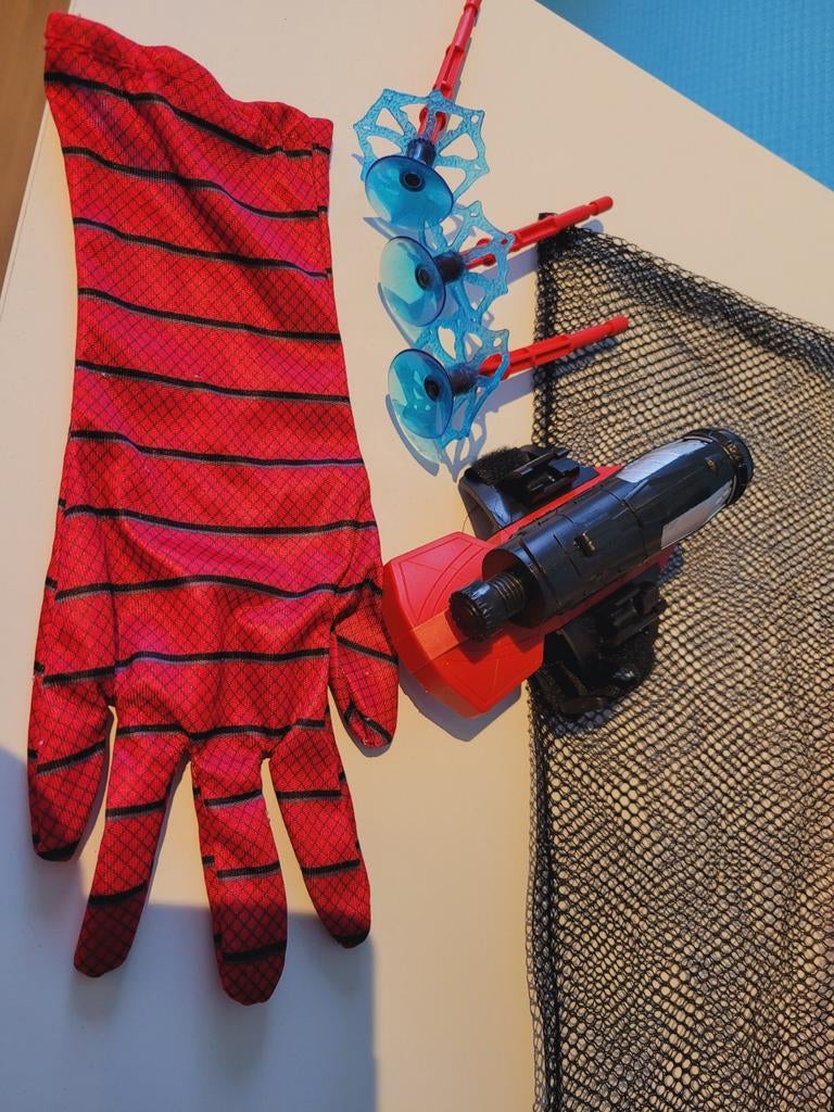 Spiderman webshooter handschoen, Kinderen en Baby's, Speelgoed | Actiefiguren, Zo goed als nieuw, Ophalen