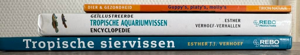 3 boeken over aquariumvissen, Boeken, Ophalen, Zo goed als nieuw, Vissen