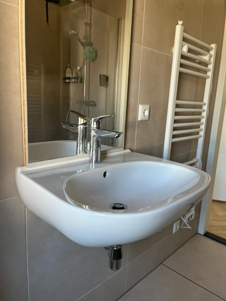 Wastafel Villeroy & Boch, Doe-het-zelf en Verbouw, Sanitair, Ophalen, Zo goed als nieuw, Wastafel