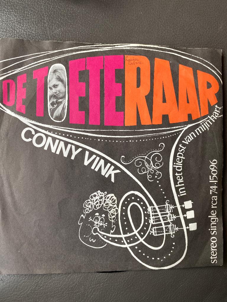 Conny Vink : De Toeteraar ( single vinyl), Ophalen of Verzenden, Gebruikt, Overige formaten, Levenslied of Smartlap