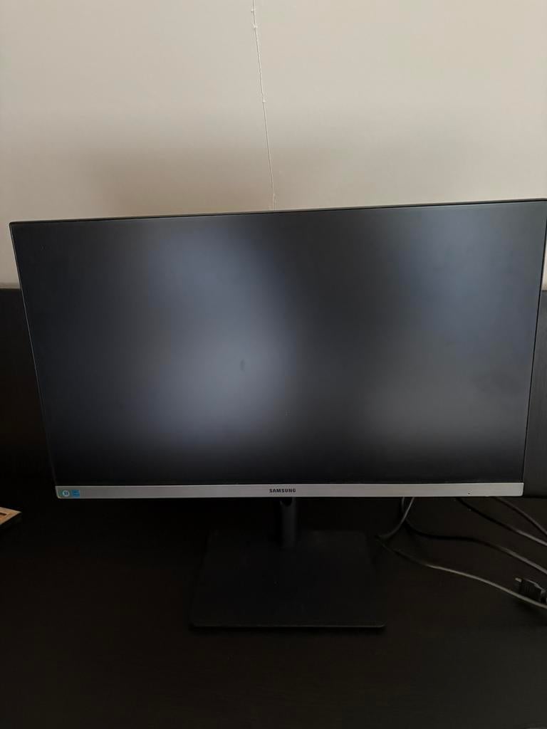 Samsung monitor 24 inch, Computers en Software, Monitoren, Ophalen, IPS, Full HD, Zo goed als nieuw