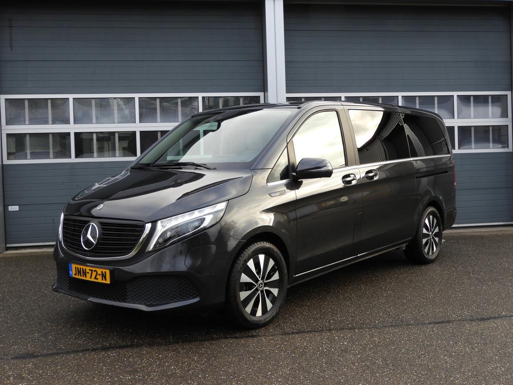 Mercedes-Benz EQV 300 L2 AVANTGARDE | LED | LEDER | DISTRONI, Gebruikt, 2535 kg, 204 pk, 6 stoelen