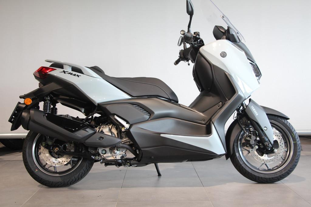 Yamaha X MAX 300 TECHMAX + (bj 2025)