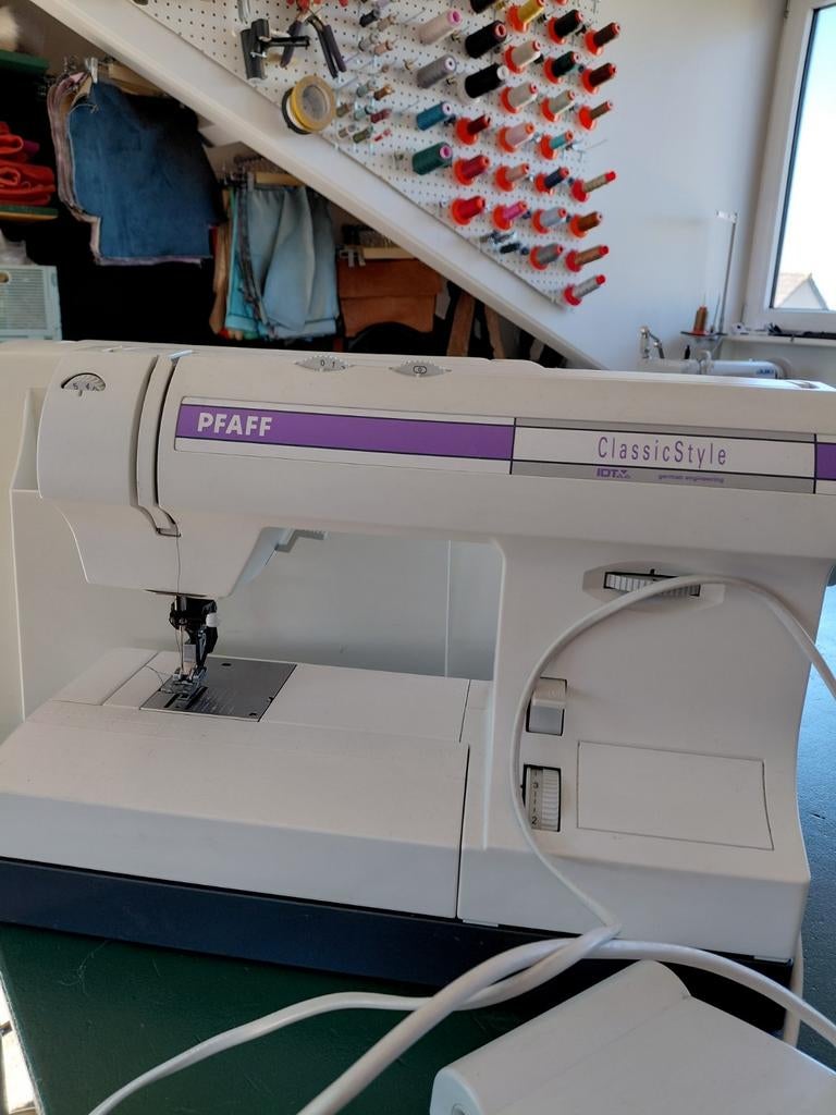 Naaimachine Pfaff - werkt super - classic style, Ophalen, Gebruikt, Naaimachine, Pfaff