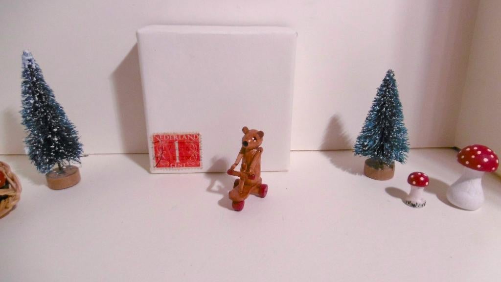 Oud hout beertje beer driewieler fiets poppenhuis speelgoed., Verzenden, Poppenhuis