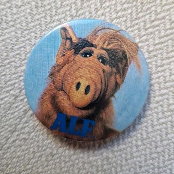 1986 alf button speld speldje pin retro vintage 80s eighties, Ophalen of Verzenden, Zo goed als nieuw
