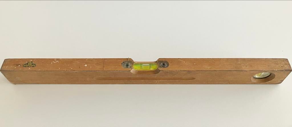 Antieke Nooitgedagt waterpas van eikenhout, Ophalen