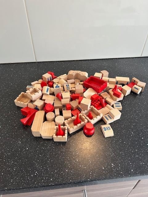 Houten kasteel, Kinderen en Baby's, Speelgoed | Houten speelgoed, Ophalen of Verzenden, Zo goed als nieuw