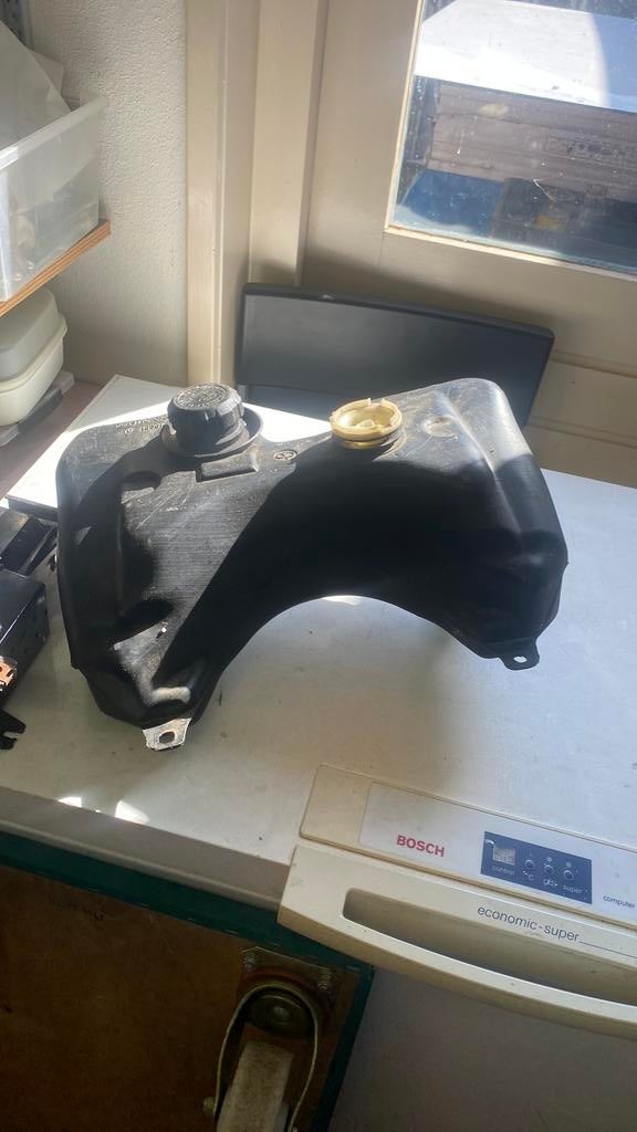 Speedfight 2 benzine tank, Motoren, Ophalen