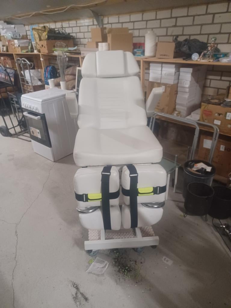 Fitness apparaat benen, Ophalen, Zo goed als nieuw, Overige materialen, Benen