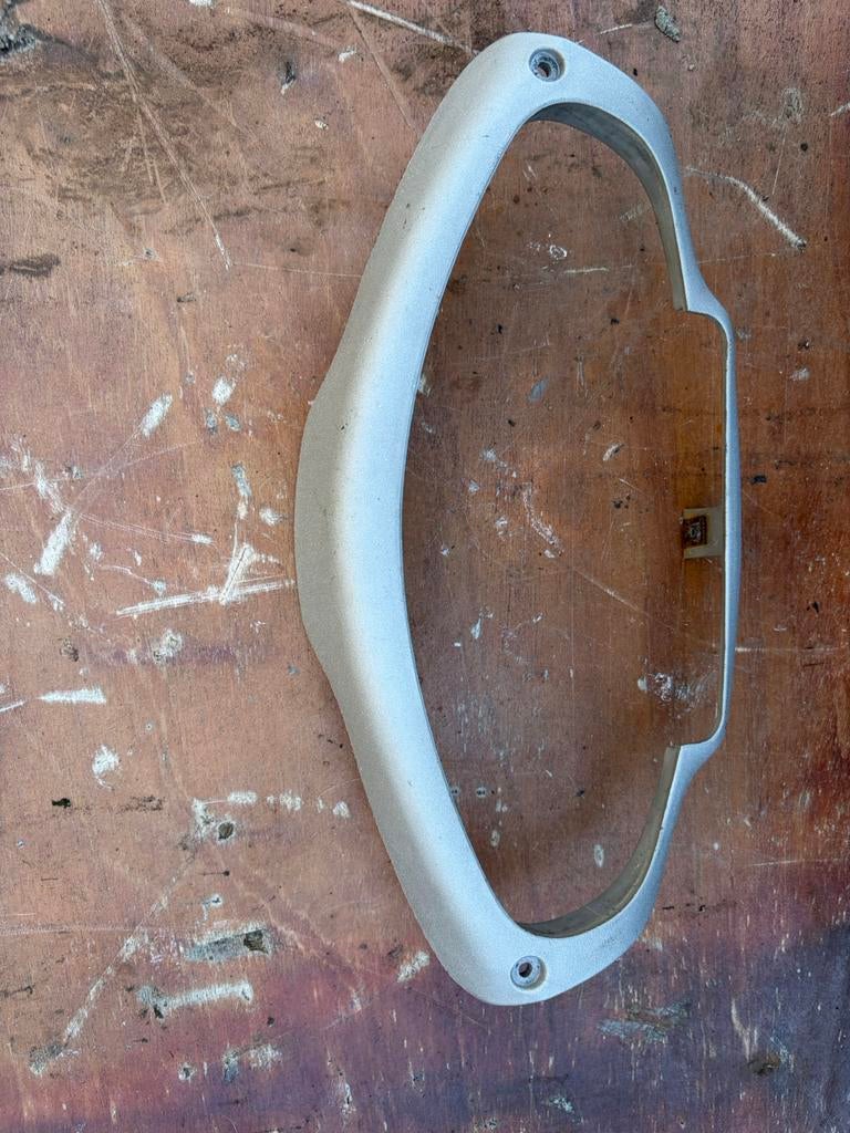 Piaggio skipper lx stuurkap rand, Ophalen