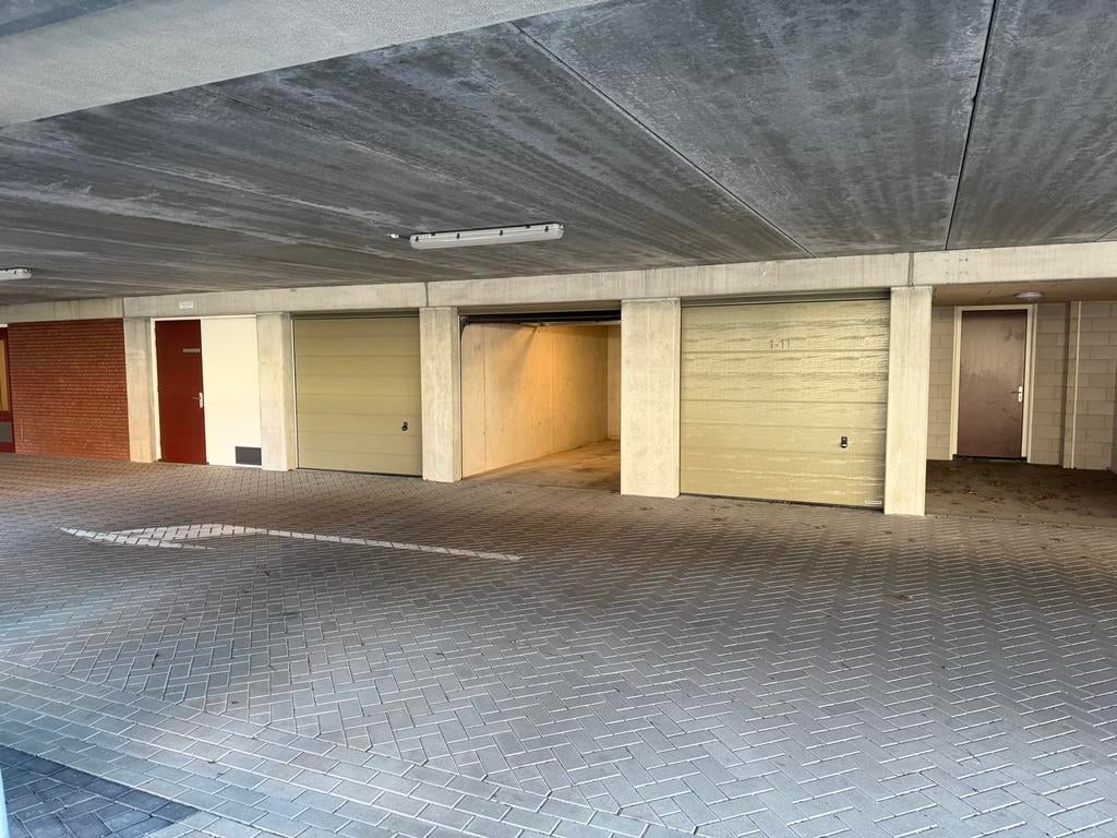 Garagebox Fultobaan in Nieuwegein met stroom, Utrecht