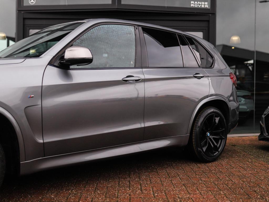 BMW X5 M50d | Trekhaak | HUD | Pano | Stuurverwarming | H/K, Automaat, 15 km/l, 2993 cc, Leder