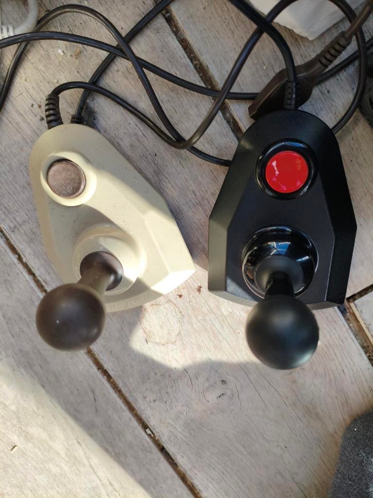 The Arcade joystick Commodore Amiga msx atari etc., Computers en Software, Vintage Computers, Ophalen of Verzenden