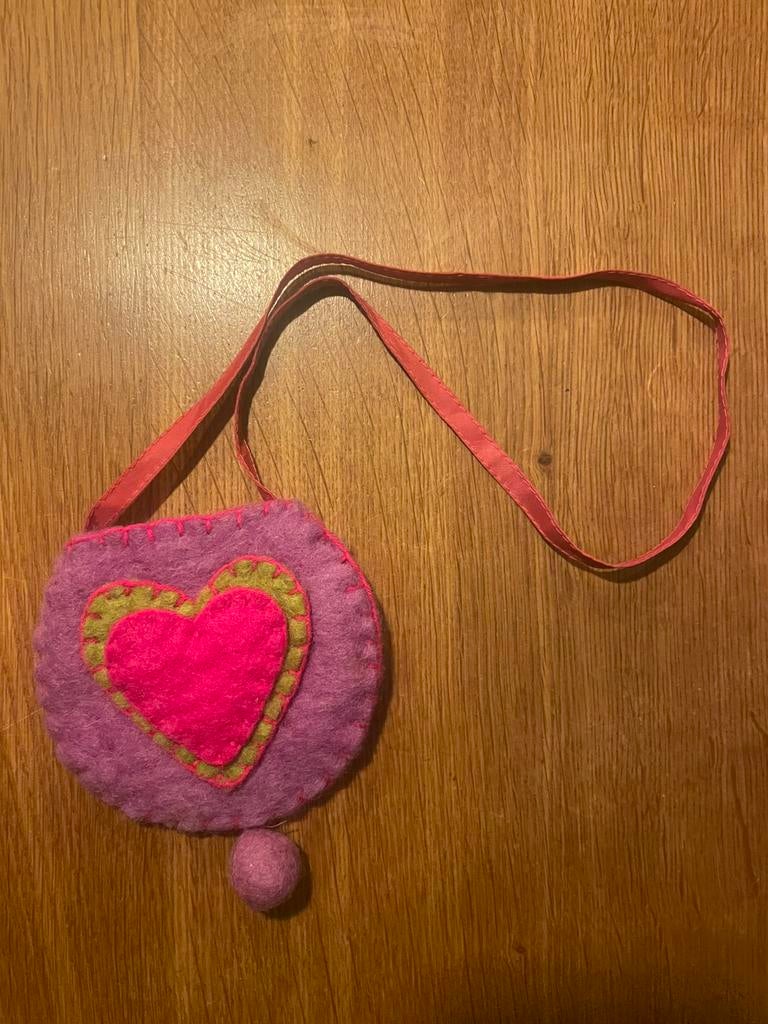 mooi vilten portemonneetje/tasje (nieuw), Ophalen of Verzenden, Nieuw, Meisje