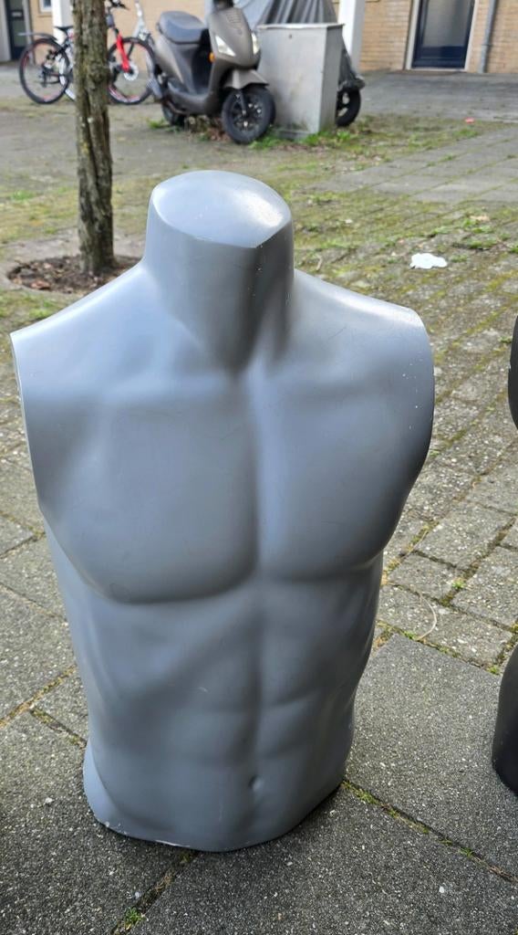 Grijze Mannequin Torso Man  Etalagepop voor Kleding Display, Hobby en Vrije tijd, Ophalen, Paspop