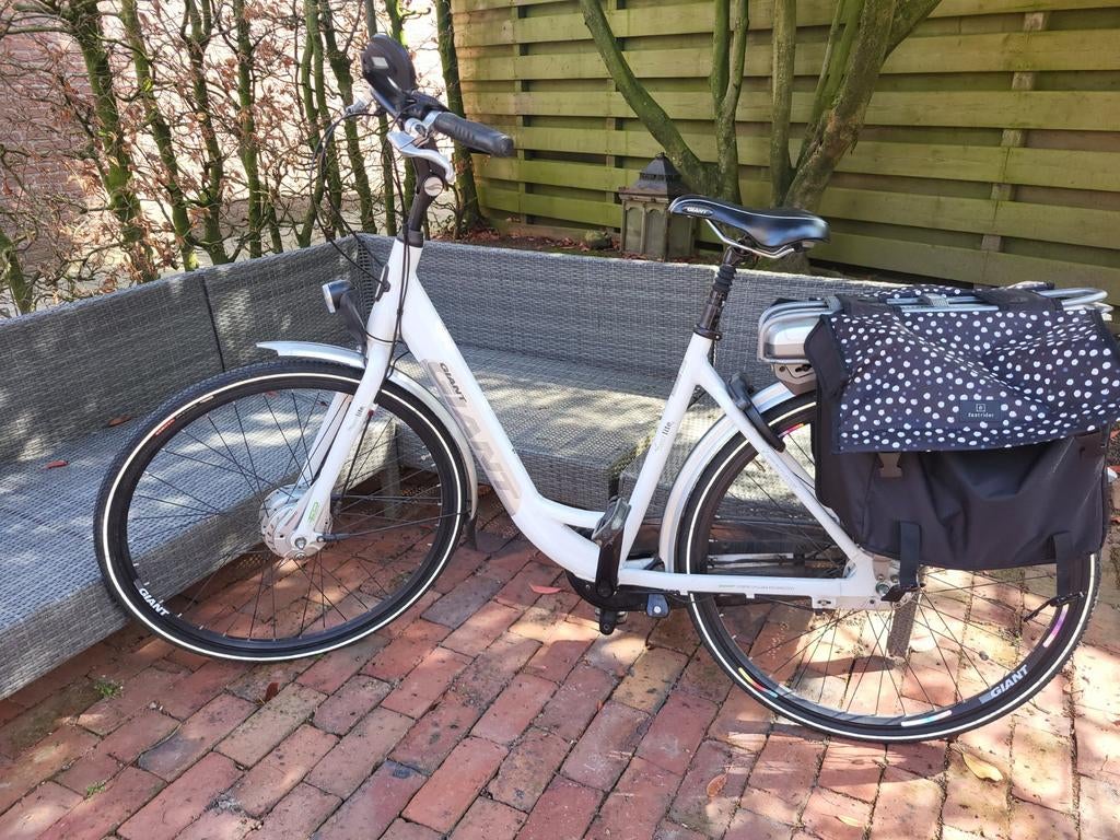Giant elektrische fiets, Ophalen