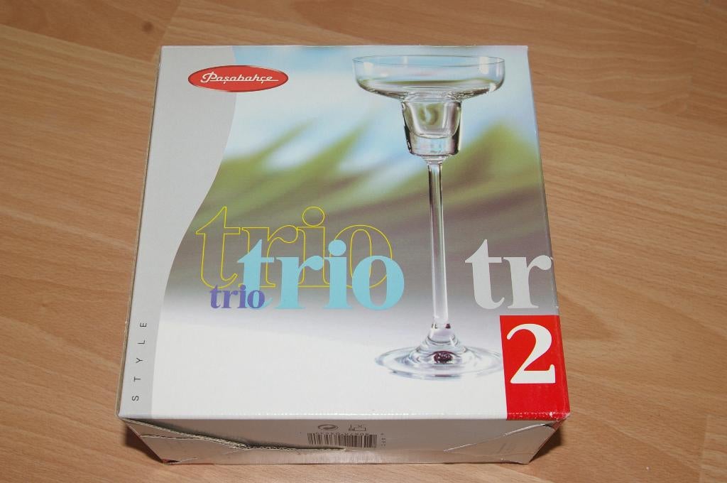 Glazen kandelaars Nieuw in de doos., Huis en Inrichting, Woonaccessoires | Kandelaars en Kaarsen, Ophalen of Verzenden, Nieuw