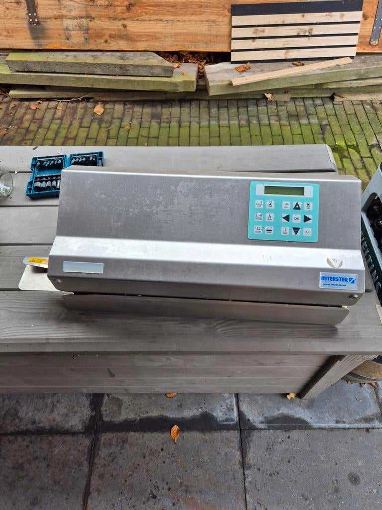 Interster Hawo Sealapparaat, Ophalen