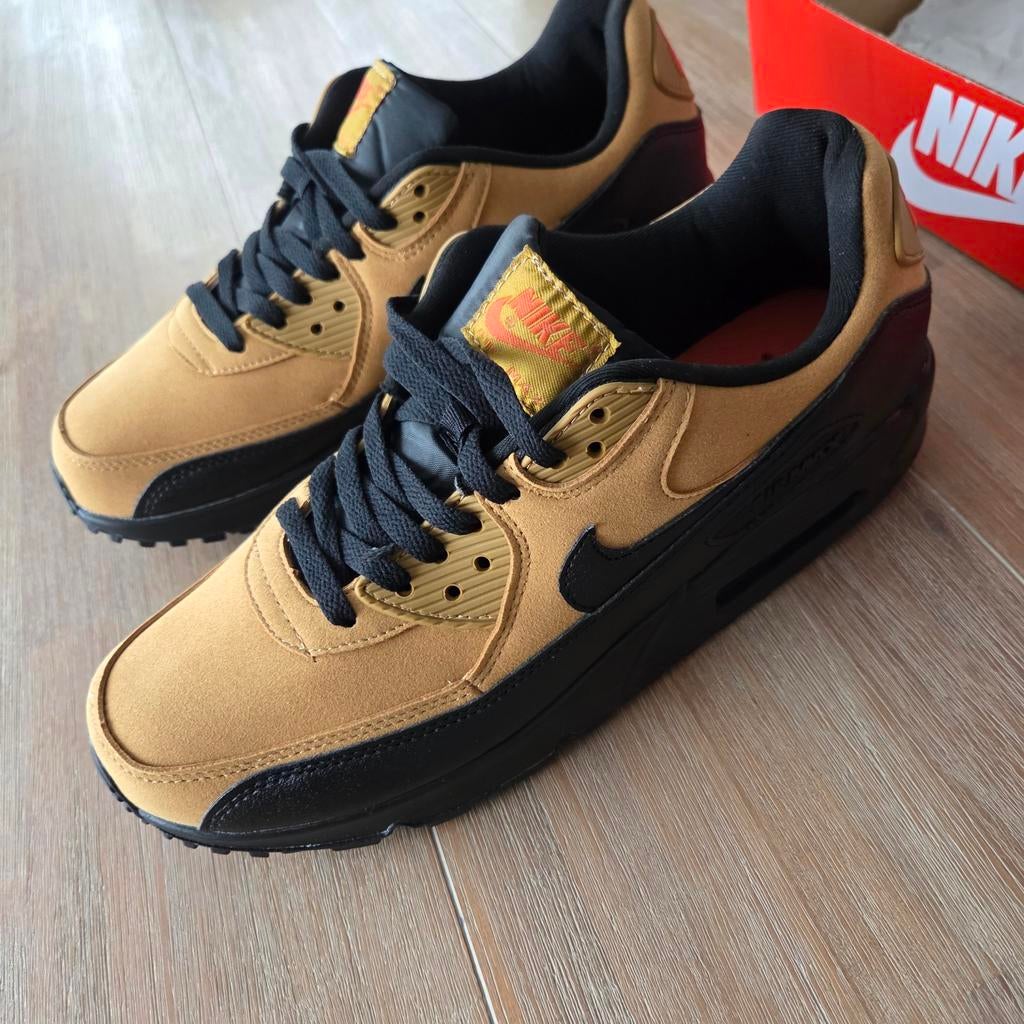 Nike Air Max 90 Essential Limited Edition Suède, Kleding | Heren, Schoenen, Bruin, Nike, Nieuw, Ophalen of Verzenden